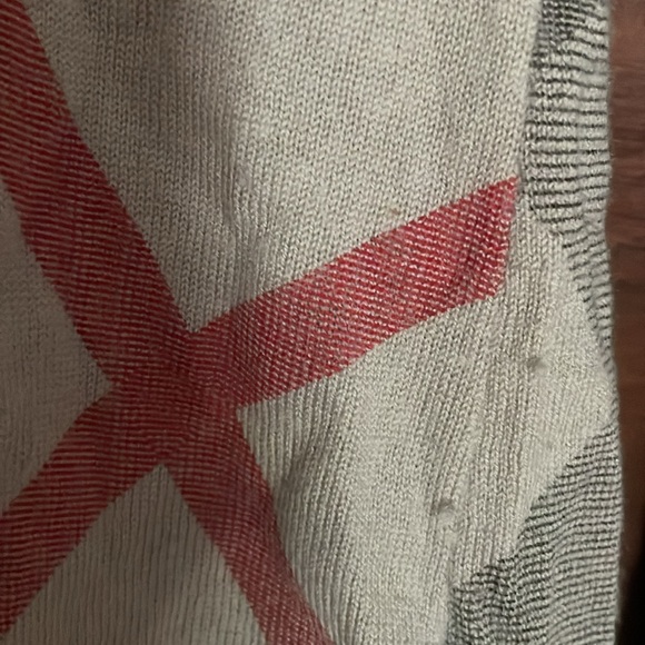 Burberry Cashmere Top - Picture 5 of 6